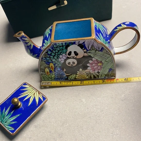 Vintage Kelvin Chen Tea Pot - Pandas - Picture 4 of 13